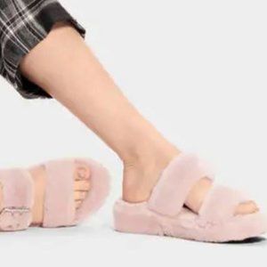 UGG Women's Fuzz Yeah Slipper
